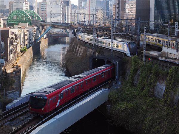 �~��̐����ɂ�